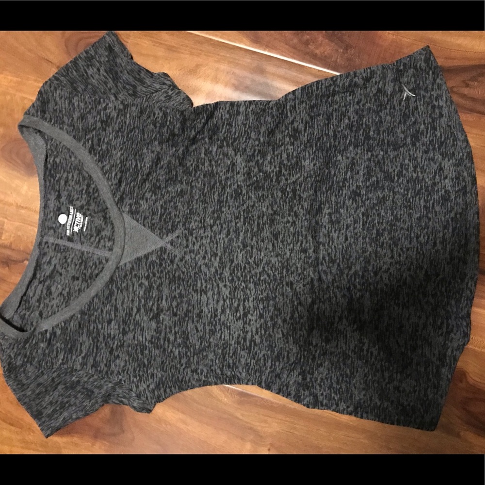 Old Navy Active “burnout” t-shirt!